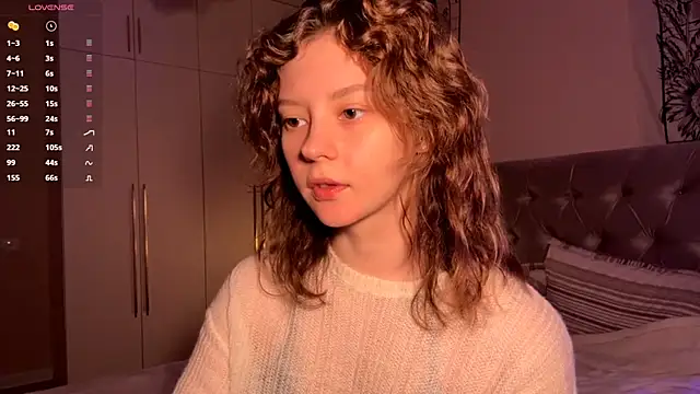 IrisPurrphy online show from October 2025 05:19:01 PM