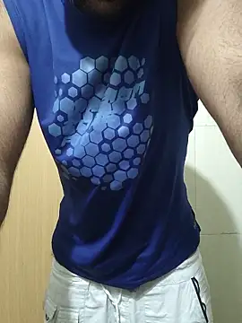 Aeroxx online show from June 2026 06:44:01 PM