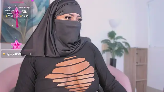 Snapshot of yasmin_elite chatting on March 2026 11:37:01 AM yasmin elite online show from March 2026 11:37:01 AM