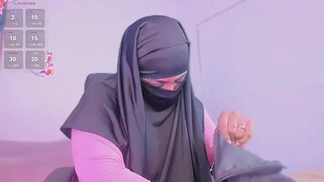 Snapshot of yasmin_elite chatting on March 2026 10:05:02 AM yasmin elite online show from March 2026 10:05:02 AM