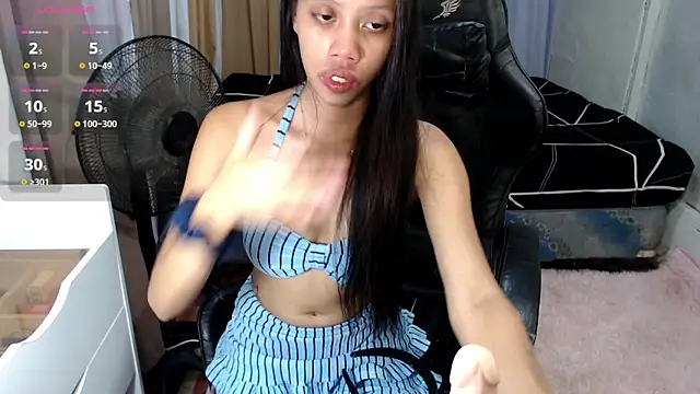 Snapshot of kourtneyluv_ chatting on May 2026 05:23:02 AM kourtneyluv online show from May 2026 05:23:02 AM