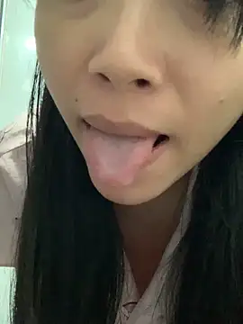 Minee1202 online show from November 2025 12:55:01 AM