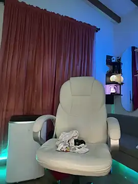 Snapshot of Sharon_07 chatting on January 2025 02:33:02 AM Sharon 07 online show from January 2025 02:33:02 AM