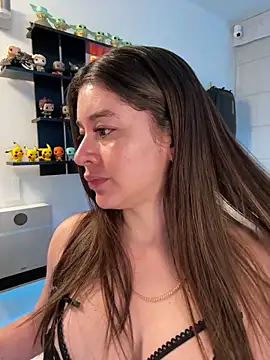 Snapshot of Sharon_07 chatting on April 2026 11:21:02 PM Sharon 07 online show from April 2026 11:21:02 PM