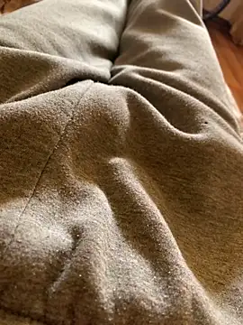 MuzzyFacing online show from February 2026 02:07:01 PM