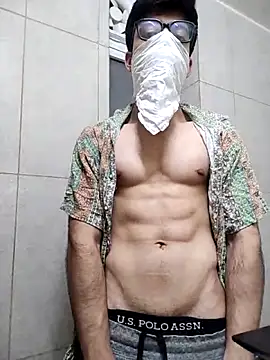 mrmasseur06 online show from May 2026 07:07:01 PM