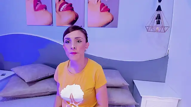 Snapshot of Nicol_89_ chatting on February 2026 11:44:02 AM Nicol 89 online show from February 2026 11:44:02 AM