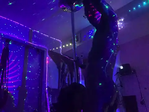 Snapshot of Triggerhappycj100 chatting on October 2025 12:50:01 PM Triggerhappycj100 online show from October 2025 12:50:01 PM