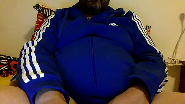 steve669 hot online show from October 2025 06:08:01 PM