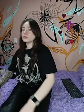 Amber-08 online show from October 2025 01:43:02 PM