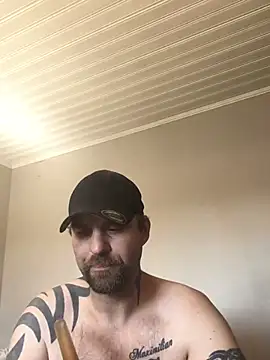 Snapshot of Bamse28 chatting on May 2026 01:39:01 PM Bamse28 online show from May 2026 01:39:01 PM