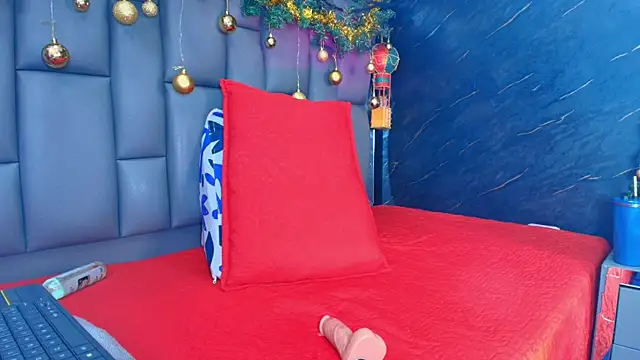 Snapshot of Roxana_gomez chatting on December 2025 04:52:02 AM Roxana gomez online show from December 2025 04:52:02 AM