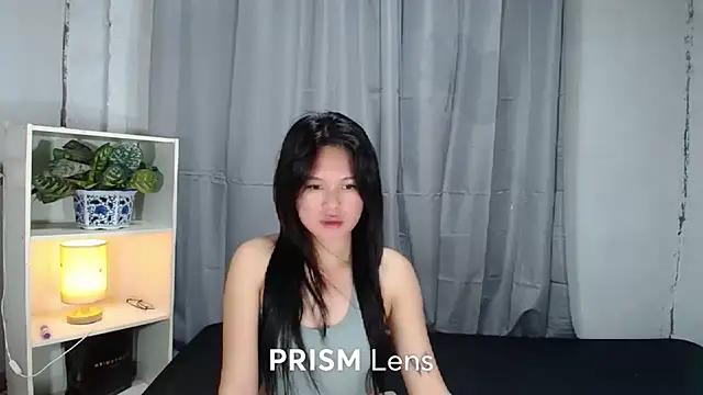 Snapshot of Urasian_ladybug chatting on October 2025 07:50:01 AM Urasian ladybug online show from October 2025 07:50:01 AM