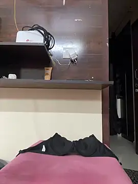modelnishu online show from May 2026 04:47:02 PM