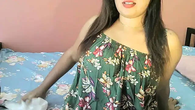 LoveTrainX online show from May 2026 05:13:01 AM