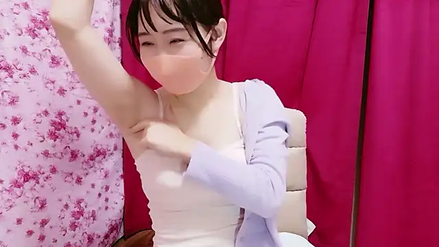 Snapshot of RenaFcup chatting on November 2025 12:21:01 AM RenaFcup online show from November 2025 12:21:01 AM