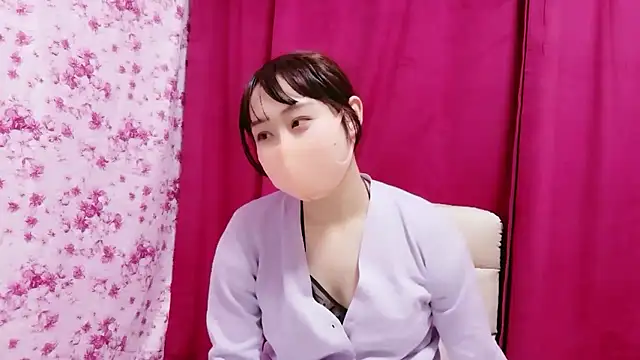 Snapshot of RenaFcup chatting on November 2025 01:21:02 PM RenaFcup online show from November 2025 01:21:02 PM