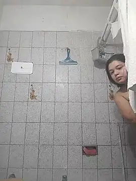 Auroraluna - online show from February 2026 09:48:02 PM