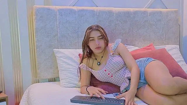 nami sweet  online show from November 2025 12:31:02 PM