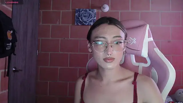 Andrea camilaaa online show from October 2025 03:42:01 PM