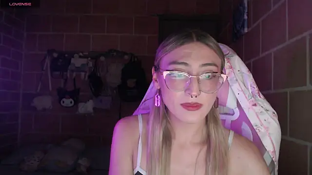 Andrea camilaaa online show from May 2026 03:04:02 AM