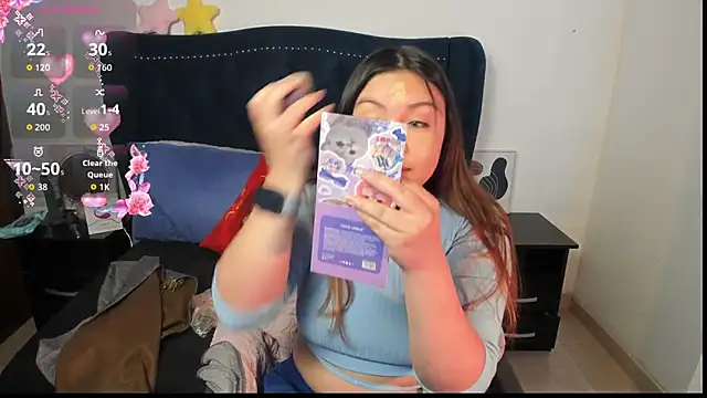 LucyPetit online show from September 2025 01:24:02 PM