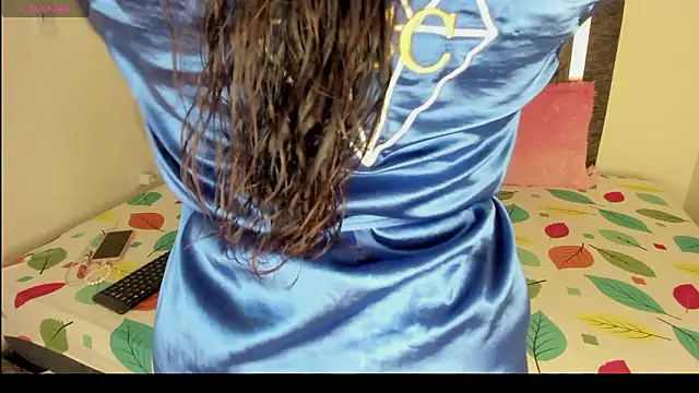 Laurasofia01 online show from March 2026 03:32:02 AM