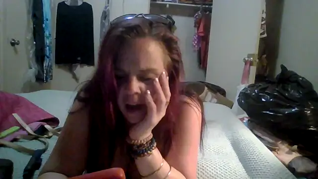 TWiSTYTheTwizted online show from April 2026 04:37:01 PM