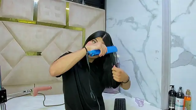 Allisonts69 online show from July 2026 09:05:02 PM
