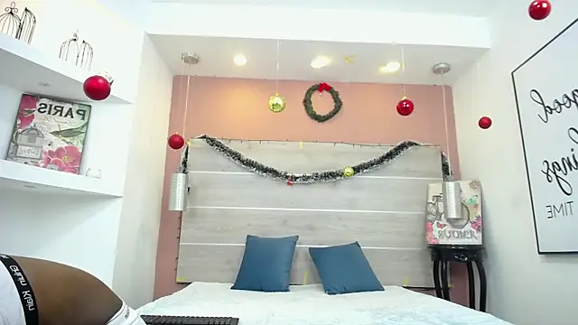 AlexandraCambell online show from January 2026 12:30:01 PM