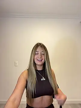 Snapshot of Zara_Ross chatting on February 2026 02:40:02 AM Zara Ross online show from February 2026 02:40:02 AM