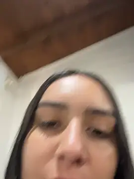 hannahhotwife online show from January 2026 06:02:02 PM