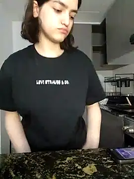 Snapshot of abrilour chatting on September 2025 11:06:02 PM abrilour online show from September 2025 11:06:02 PM