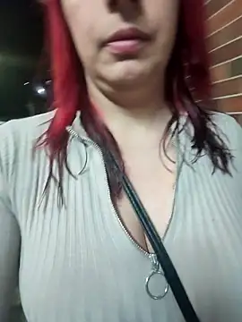 angel  red  online show from October 2025 03:31:01 AM