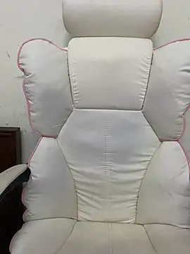 Snapshot of Lucci3012 chatting on January 2026 02:54:02 PM Lucci3012 online show from January 2026 02:54:02 PM