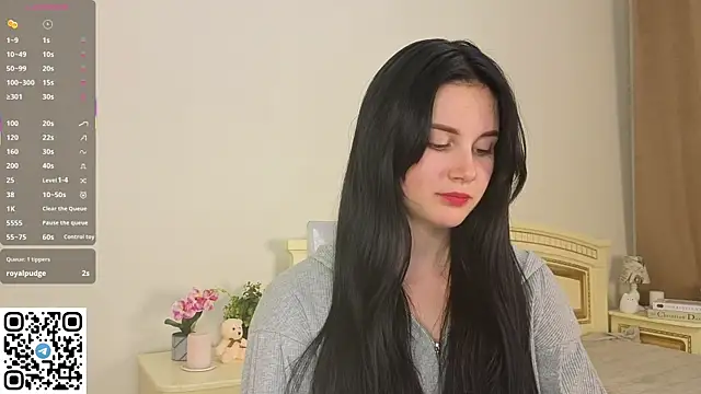 EnricaElis online show from October 2025 09:23:02 PM