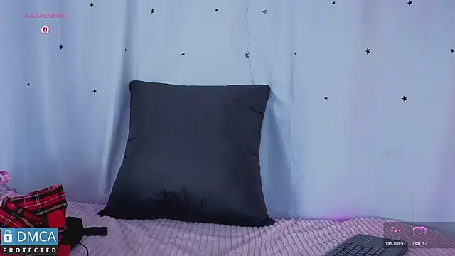 Jessi Walker online show from May 2026 03:13:01 AM