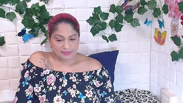 Snapshot of IndianStunner69 chatting on October 2025 05:50:02 AM IndianStunner69 online show from October 2025 05:50:02 AM