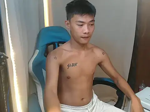 Snapshot of urasianjason chatting on February 2026 02:38:02 PM urasianjason online show from February 2026 02:38:02 PM