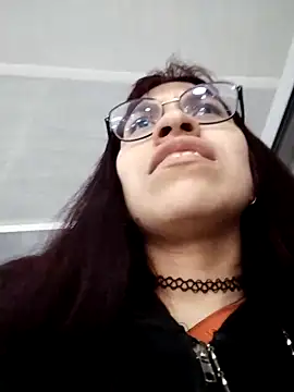 Katyuskka love online show from November 2025 09:05:02 PM