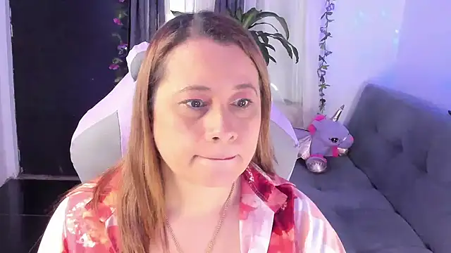 Snapshot of milagros_latina75 chatting on November 2025 03:56:02 PM milagros latina75 online show from November 2025 03:56:02 PM