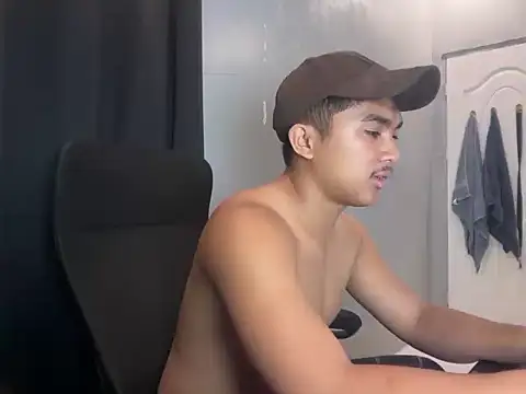 Snapshot of pinoyAdrianneXXX chatting on July 2026 12:47:02 PM pinoyAdrianneXXX online show from July 2026 12:47:02 PM