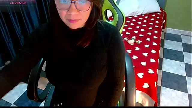 hiilarybrown online show from July 2026 02:15:02 AM