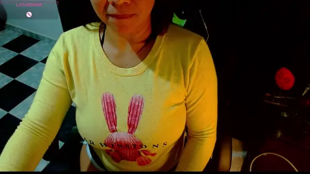 hiilarybrown online show from July 2026 02:10:01 AM