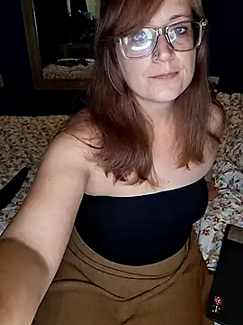 Snapshot of goddessdelphia chatting on April 2026 03:17:01 PM goddessdelphia online show from April 2026 03:17:01 PM