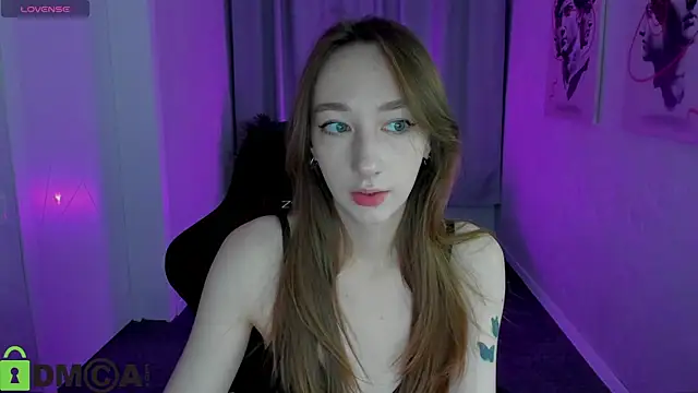 Snapshot of Miche1le_Allenne chatting on September 2025 12:05:01 AM Miche1le Allenne online show from September 2025 12:05:01 AM