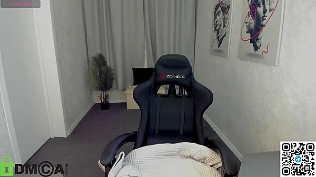 Snapshot of Miche1le_Allenne chatting on September 2025 11:43:01 PM Miche1le Allenne online show from September 2025 11:43:01 PM