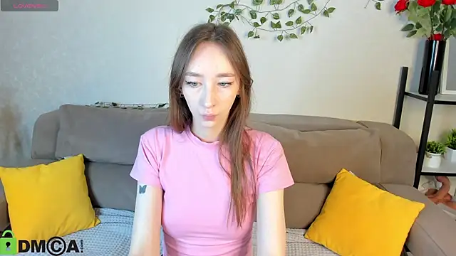 Snapshot of Miche1le_Allenne chatting on November 2025 01:08:01 AM Miche1le Allenne online show from November 2025 01:08:01 AM