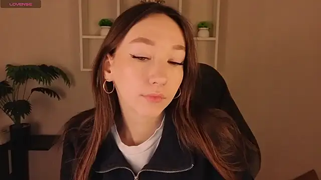 Snapshot of Miche1le_Allenne chatting on March 2026 01:01:02 AM Miche1le Allenne online show from March 2026 01:01:02 AM