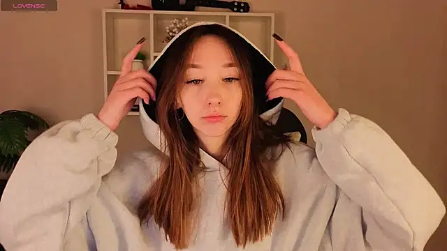 Snapshot of Miche1le_Allenne chatting on March 2026 01:00:02 AM Miche1le Allenne online show from March 2026 01:00:02 AM